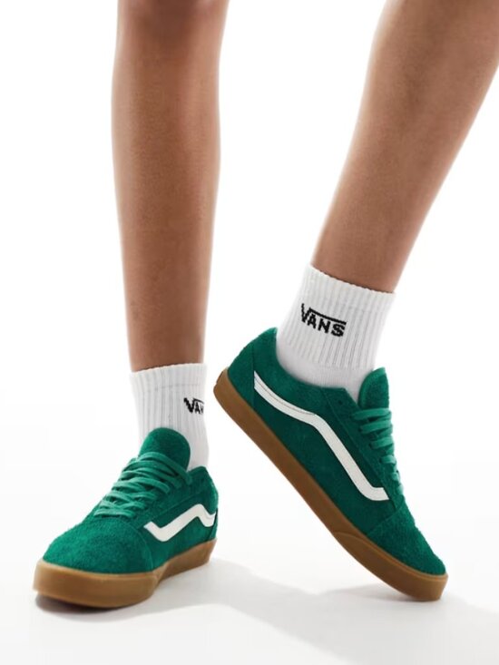 Vans Shoes - NWT Vans Old Skool Lowpro Fluffy Suede Gum Sole Sneaker